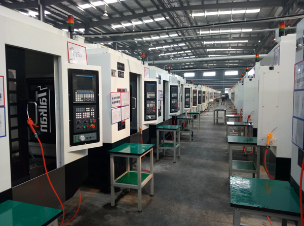 深圳創世紀批量配置華中HNC-818D系統的鉆攻中心車間.png 深圳創世紀批量配置華中HNC-818D系統的鉆攻中心車間.png